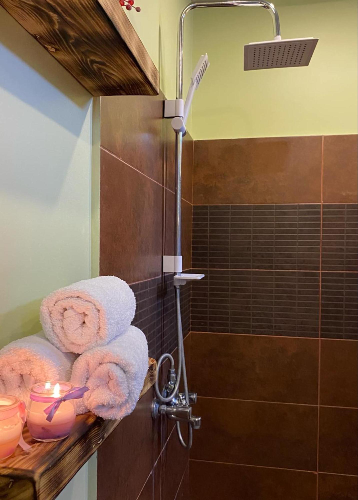 Relax Station Hotel Kutaisi Luaran gambar